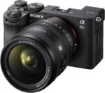 Sony SEL2450G Standard Zoom Lens F2.8, Compact with G Resolution Lens and 24-50mm Range - Imagen 3