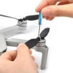 Silent Flight Propellers Set, Mini Propellers, 12 Screws + 1 Screwdriver + 8 Blades, Propeller Blade Spare Parts, Propellers Accessories for Drone Replacement (Black with Silver Edge) - Imagen 3