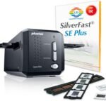 Plustek OpticFilm 8200i SE 35mm Film and Slide Scanner, 7200 dpi/48-bit Output, Integrated Infrared Dust/Scratch Removal, Silverfast SE Plus 8 Package, Wins/Mac - Imagen 2